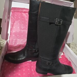 Black Knee-High Women's Boots